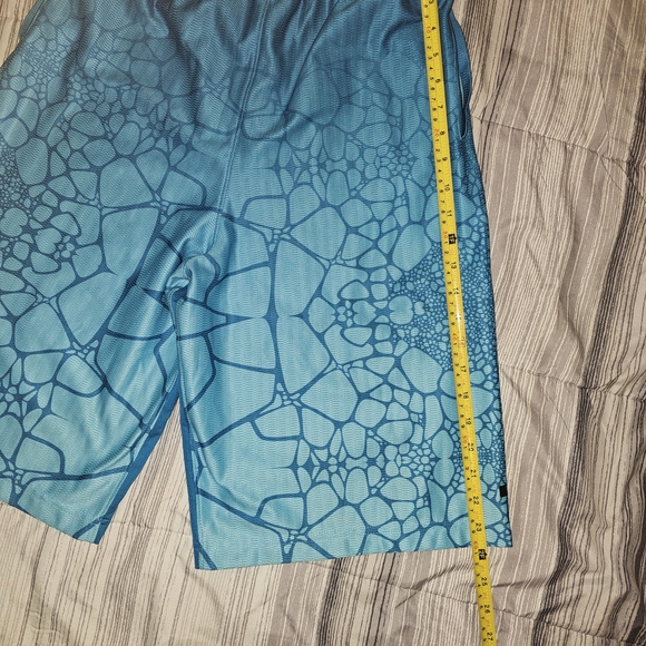 Nike Blue Patterned Men's Shorts - Picture 6 of 10